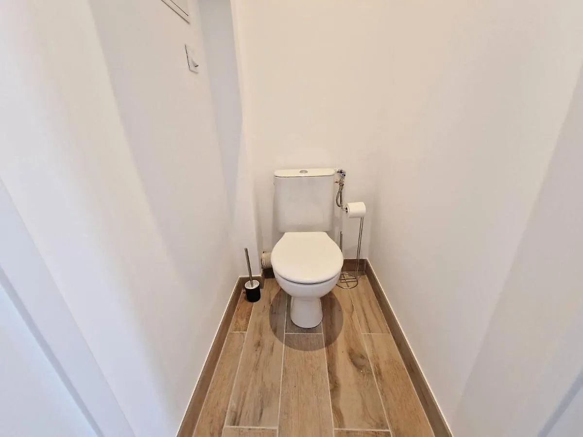 Appartement Gregbnb - T2 37M2 -1- Est - Toulon France